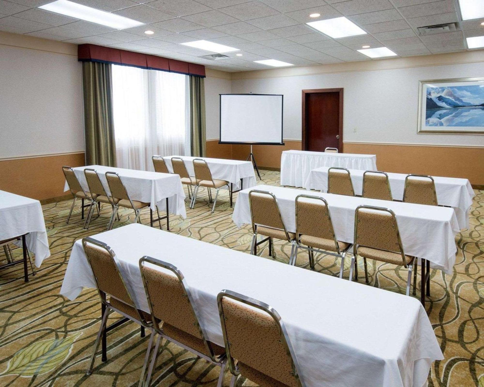 Comfort Suites Parkersburg South Mineral Wells Eksteriør billede