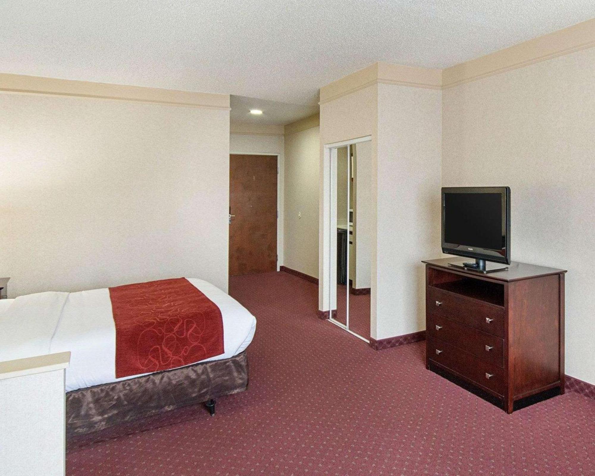 Comfort Suites Parkersburg South Mineral Wells Eksteriør billede